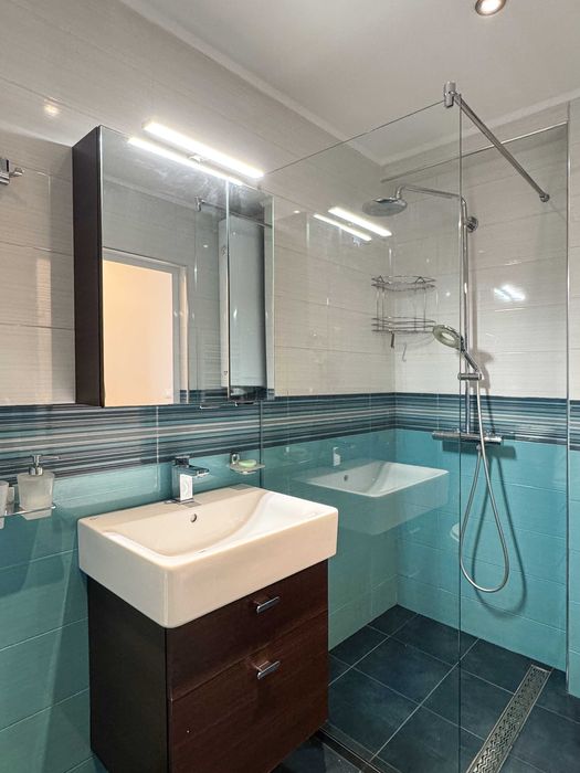 Дава се под наем Тристаен апартамент в София, Мусагеница - 110 кв.м за 897.6 € - Снимка #13