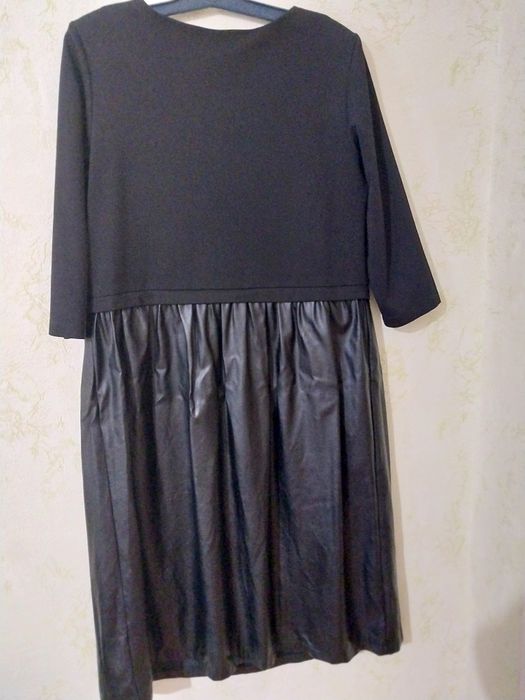 Продам платье в отличном состоянии