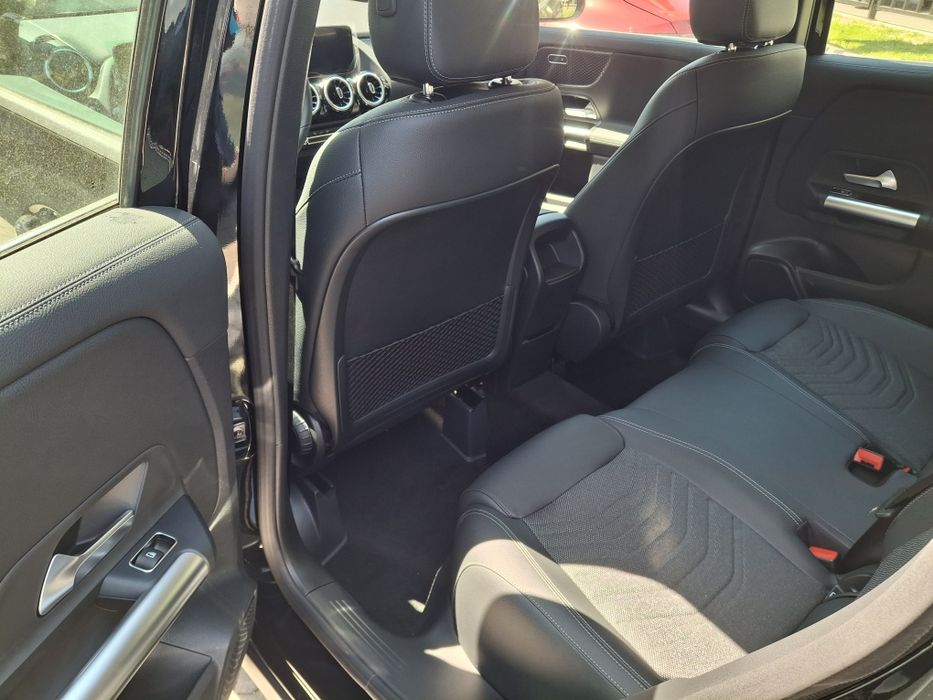 Mercedes-Benz GLA 180, Nou, 4 ani Garantie