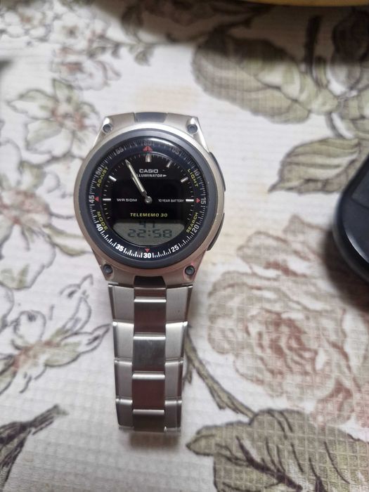 Продава се часовник Casio AW-80