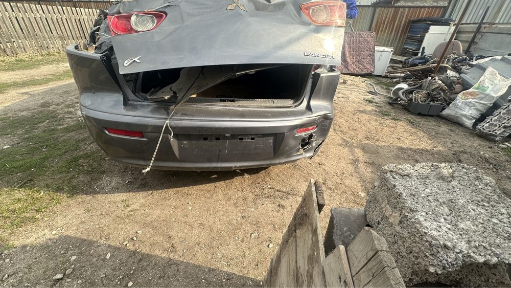 Лансер на разбор