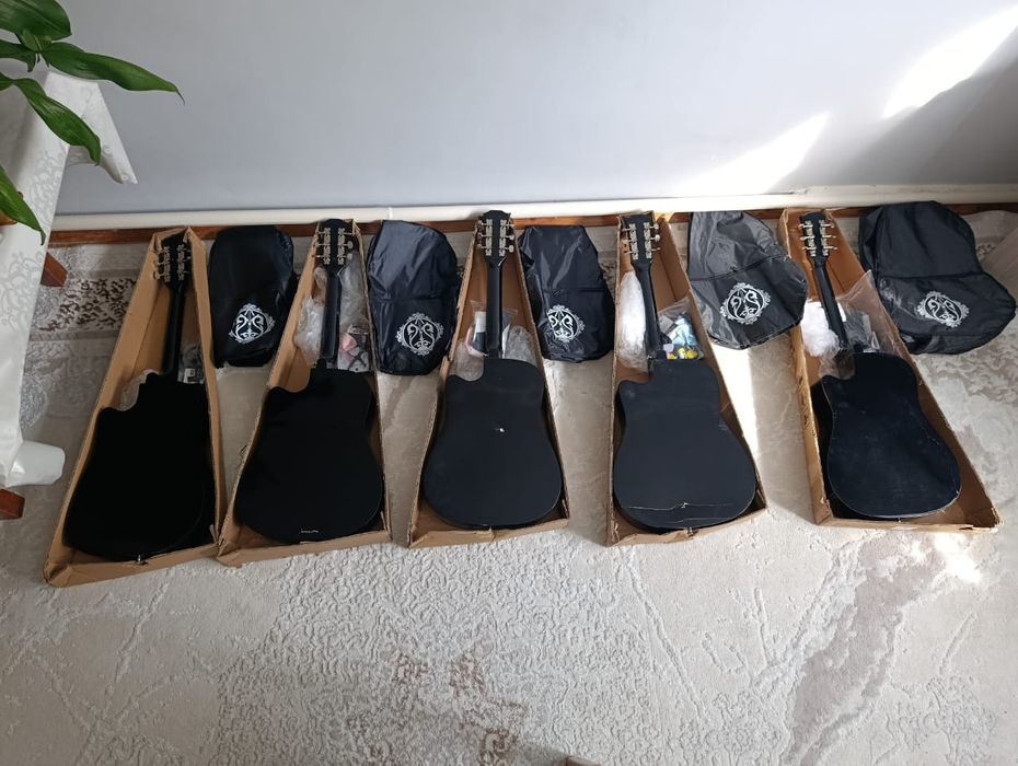 Акустические гитара