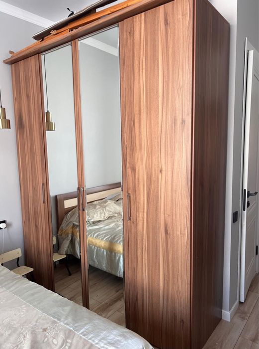 Продам шкаф и комод