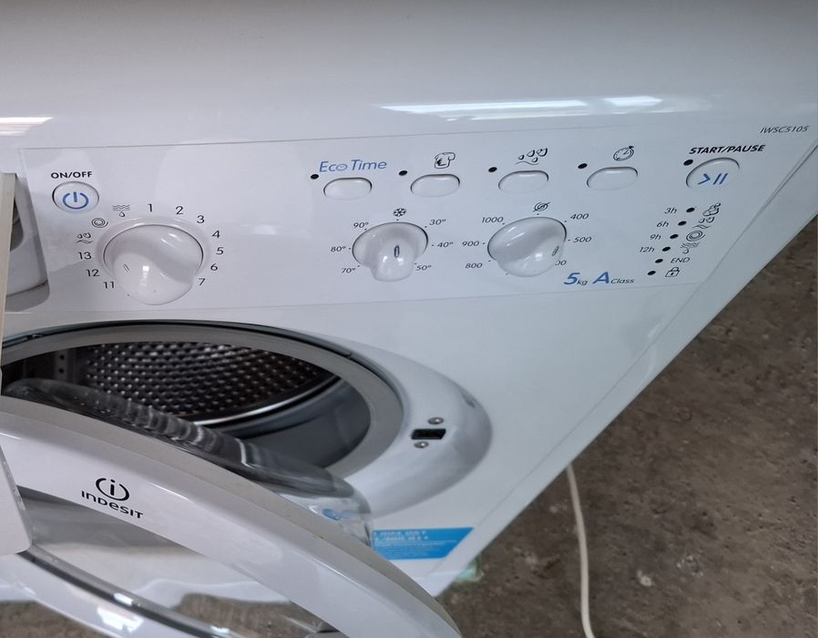 Страхотна пералня Indesit IWSC5105
