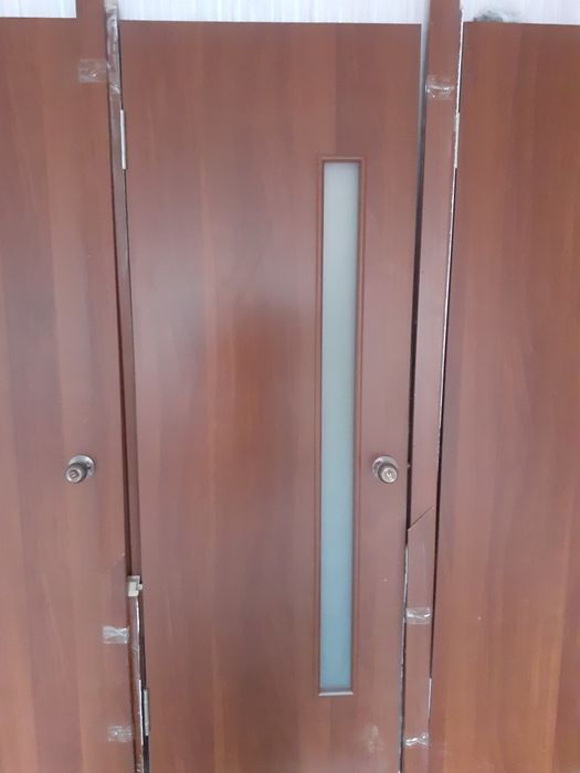 Продам межкомнатные двери