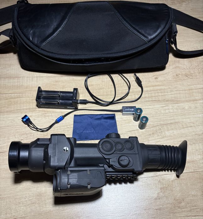 Luneta cu termoviziune PulsarApex LRF XQ50