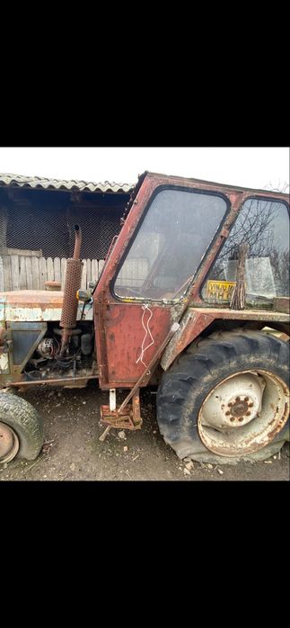 Tractor 445 + 5 utilaje, 6000€, cititi descrierea