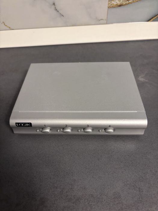 Switch HDMI Logik