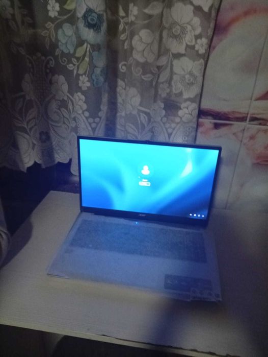 Продам новый ноутбук