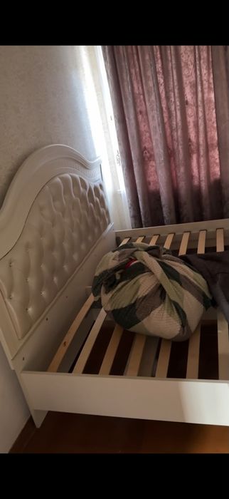 Продам двуспальньную кровать 1800×2000
