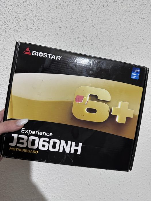 Placa de baza Biostar J3060NH cu procesor integrat Intel J3060 MiniITX