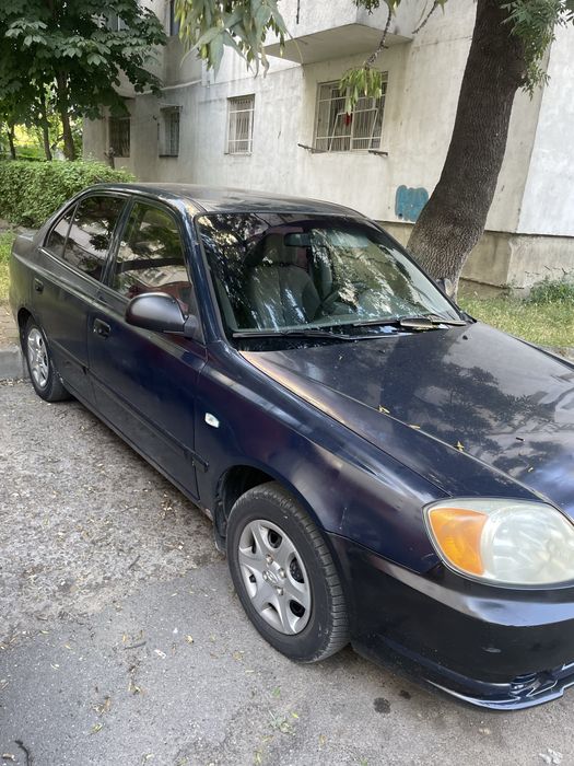 HYUNDAI Accent 2003 — imagine 2