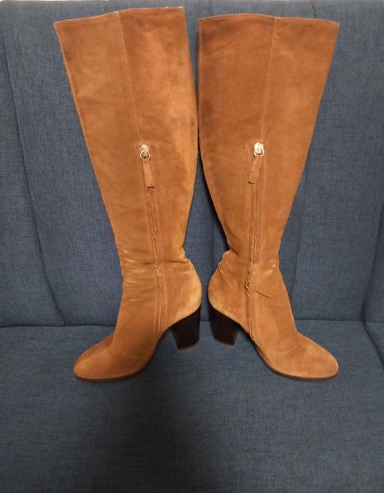 Голямо разнообразие от дамски ботуши No 35 и 36. Като нови!