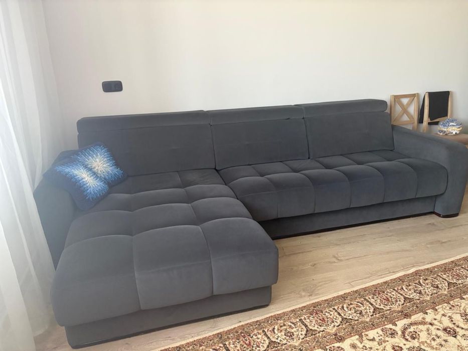 Диван угловой  бу