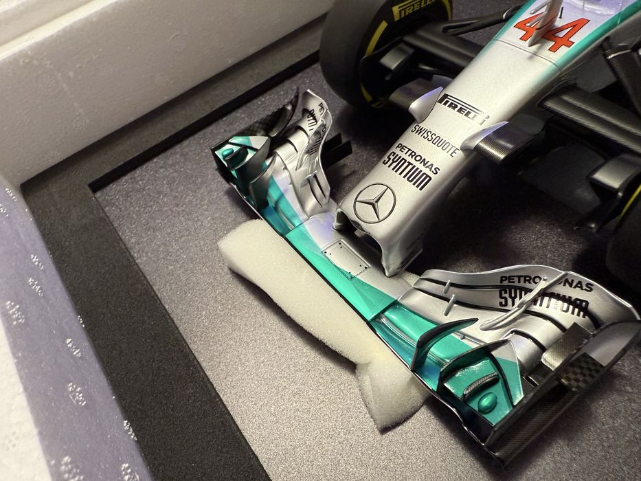 Vand macheta MercedesF1 AMG Petronas   W05 scara 1/12