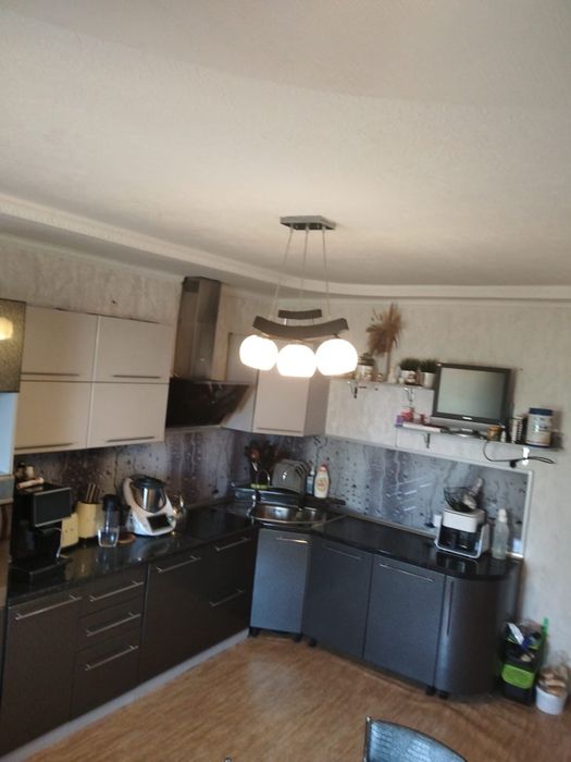 Продам кухонный гарнитур б/у