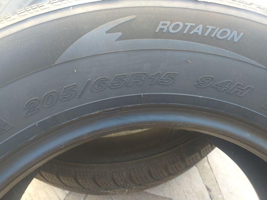 Гуми два броя 205/65/15