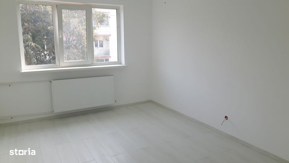 Garsoniera confort 1 la etaj 1 zona Primaverii