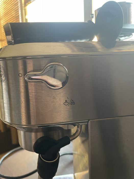 Кафемашина DeLonghi