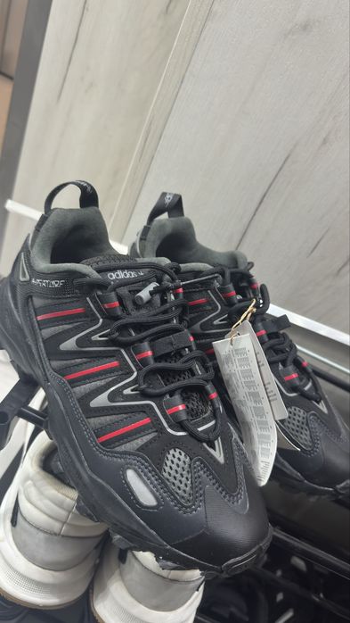adidas Hyperturf Adventure 'Black Carbon Red