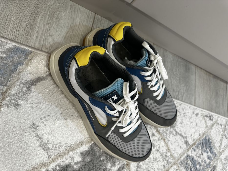 Кроссовки мужские