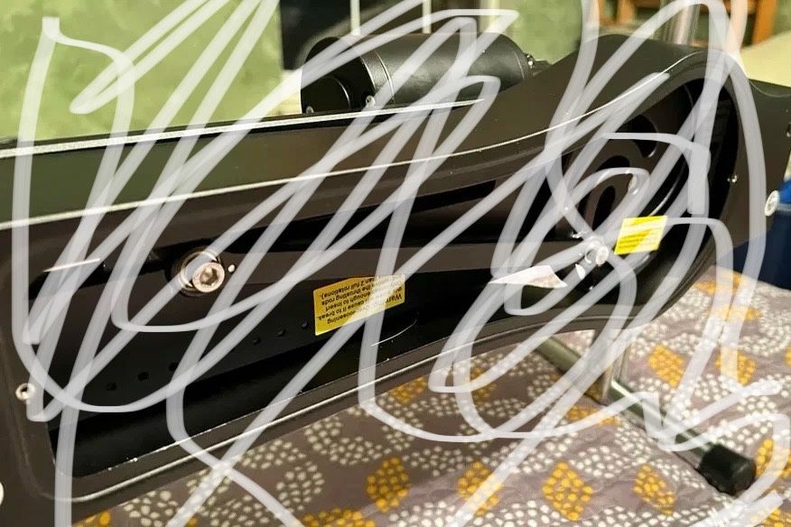 Продаю б/у игрушку