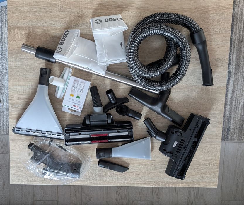 Aspirator cu spalare Bosch