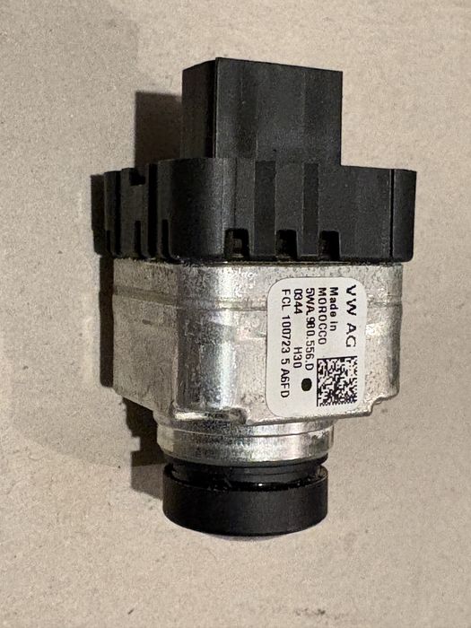 Задна камера Октавия 4