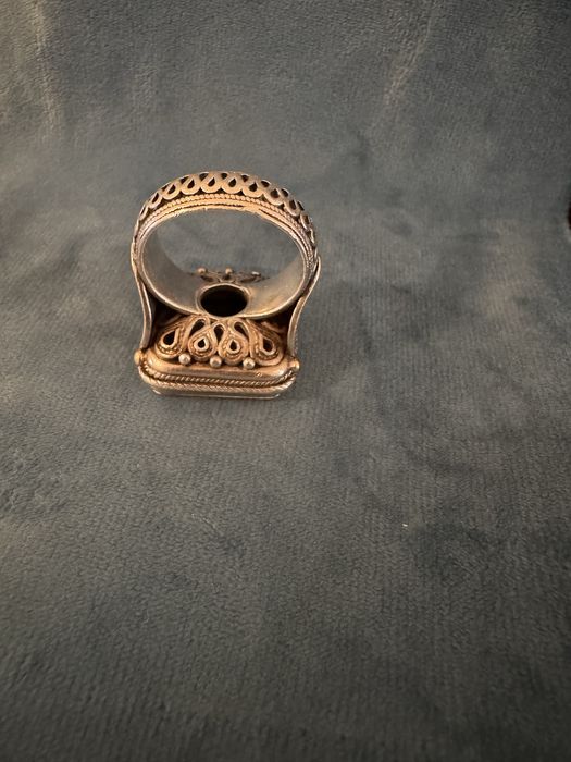 Антикварное крупное мужское кольцо