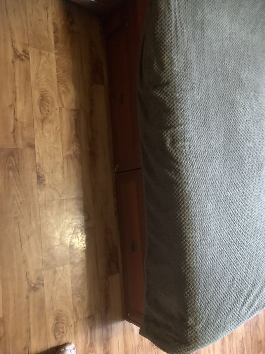 Продам Двуспальную кровать