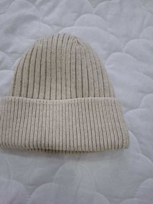 Шапки новые разные