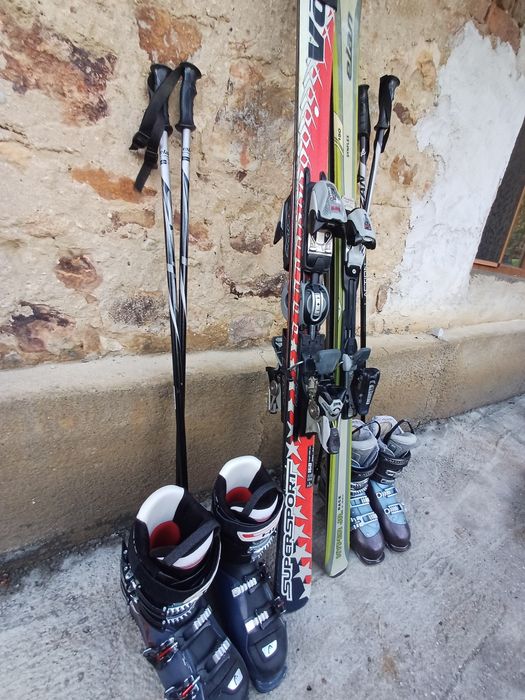 Ски, ски обувки и щеки