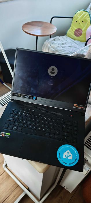 Laptop gaming Asus ROG Zephyrus G15 GA502IV-AZ040