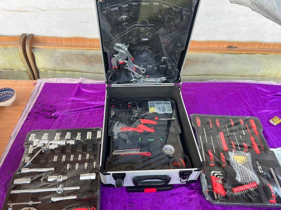 Набор инструментов 187 штук в кейсе
