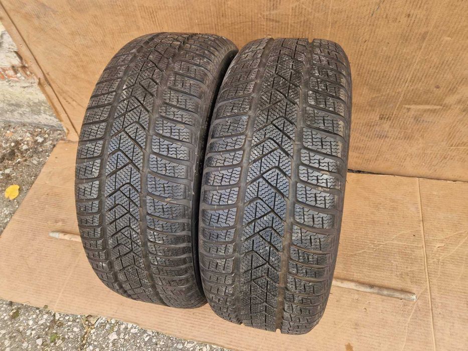 2 Pirelli R18 245/45
Зимни гуми Runflat 
DOT4019