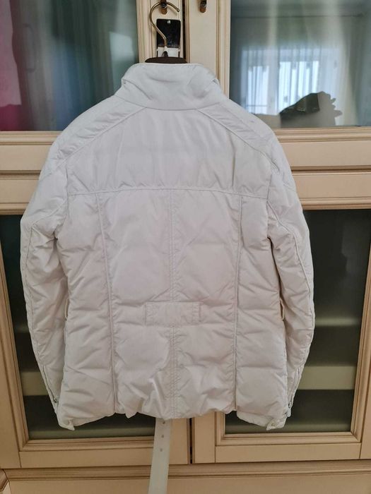 Продам пуховик Гуччи оригинал