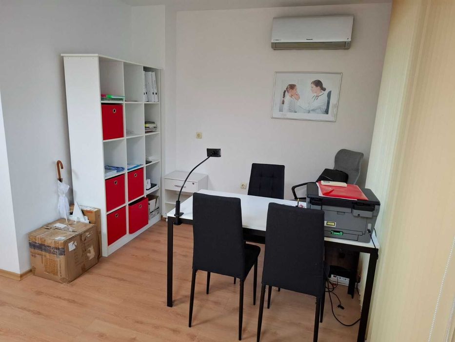 Дава се под наем Офис в Варна, Център - 37 кв.м за 350 € - Снимка #5