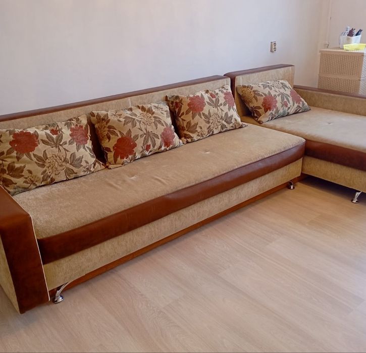 Продам мягкий уголок