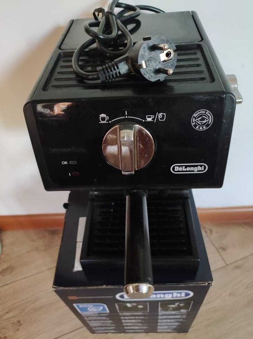 Кофеварка Delonghi ECP31.21