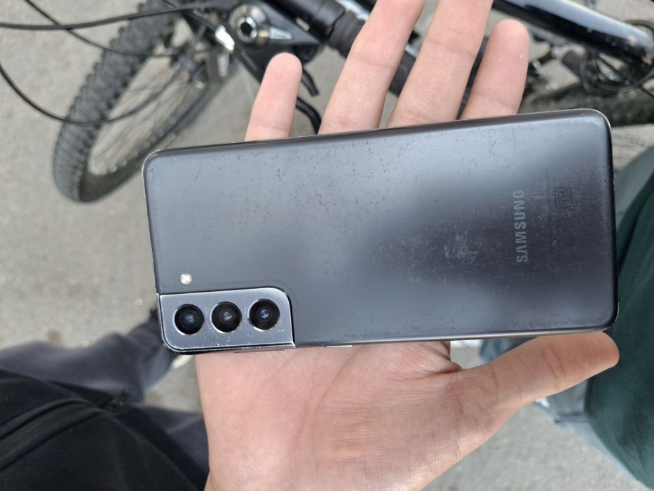 Samsung S21 5G продам