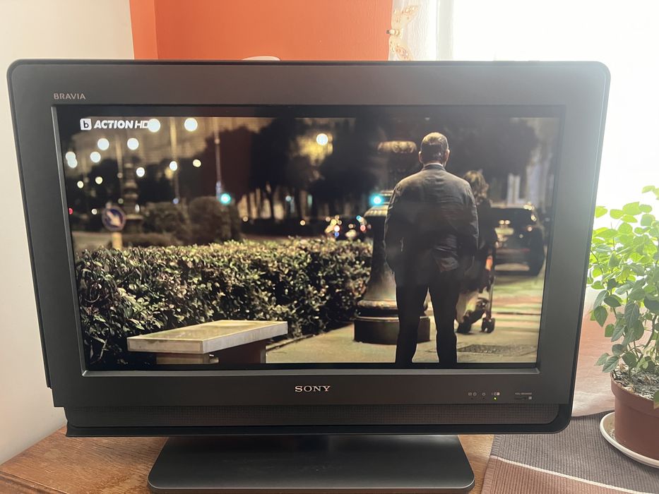 Телевизор Sony Bravia 26 инча