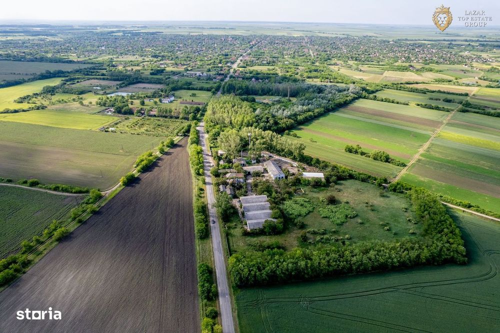 Cladire industriala de vanzare cu potential 3,5 ha in Batania