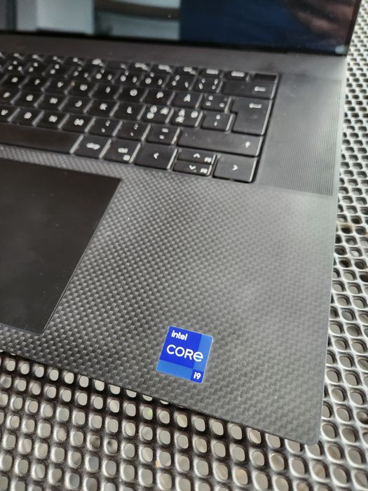 Laptop Dell xps 17 9720 i9 64 gb rami