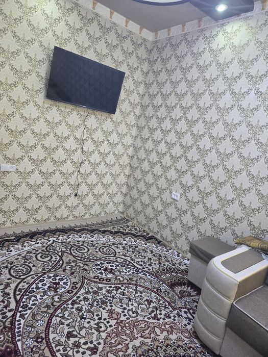 Ижорага 3хонали 3каватда жойлашган янги навостройка квартира