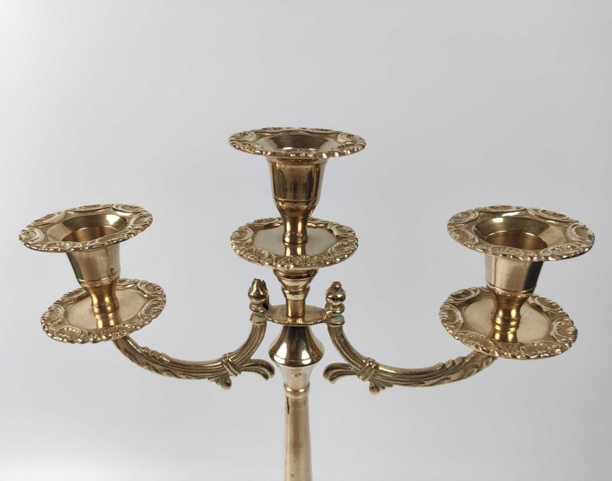 Висок свещник тройка