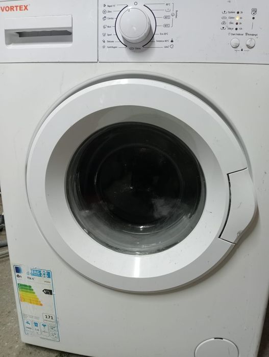 Vand mașini de spălat