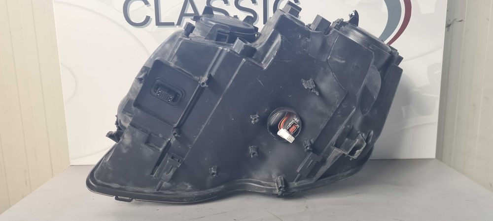 Фар Mercedes GLK 2009г