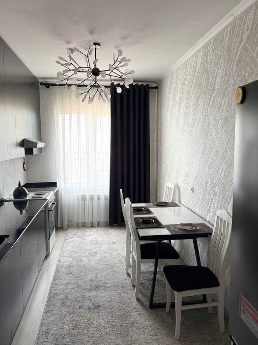 Новостройка на Карасу-5, 2/18/25 с ремонтом укомплектована 65 кв.м.