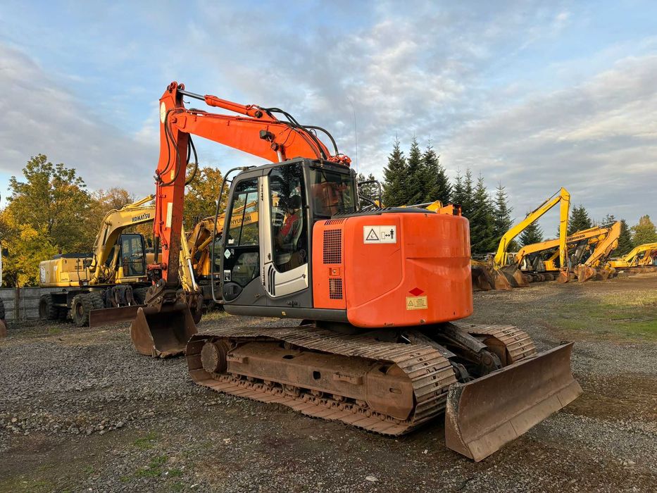 Excavator pe senile cu Lama, Hitachi ZX 135US-3, 14 Tone, 2011
