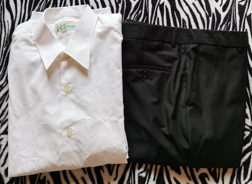 Vand costum de ginerica